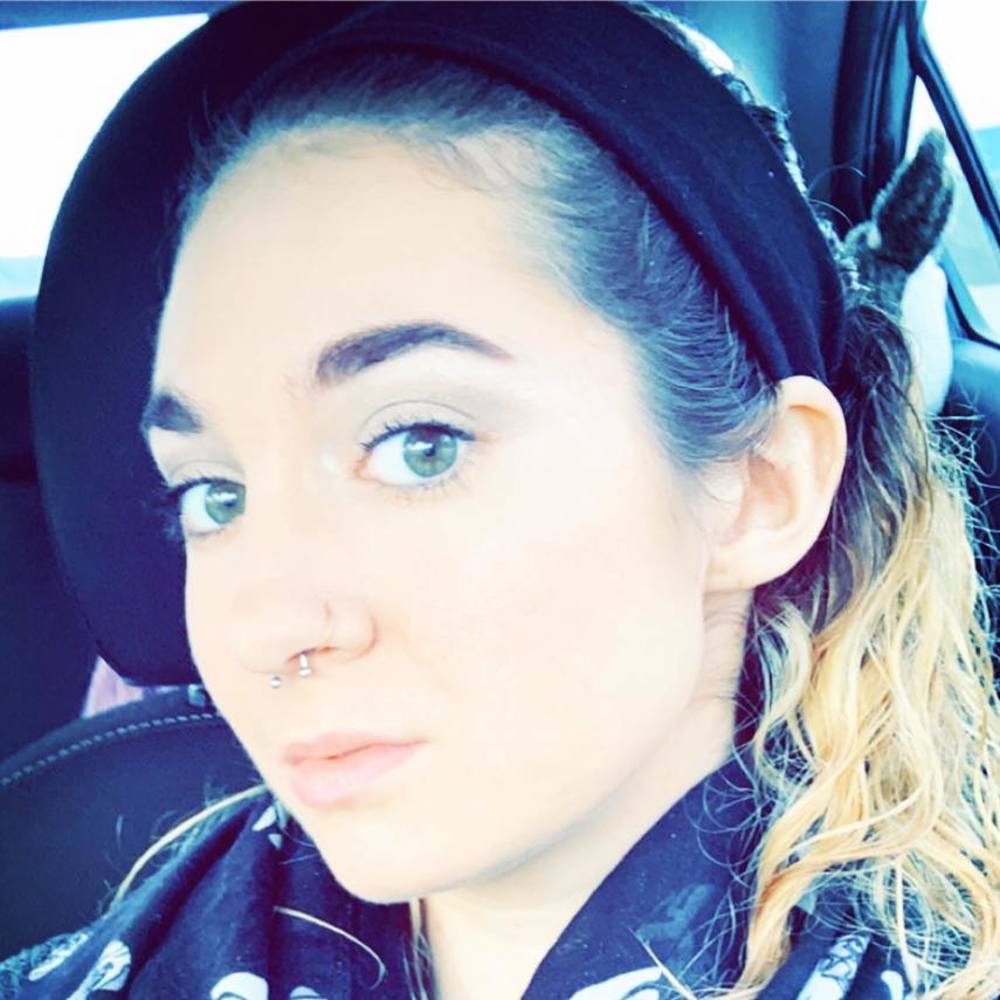 Meet your Posher, Annie